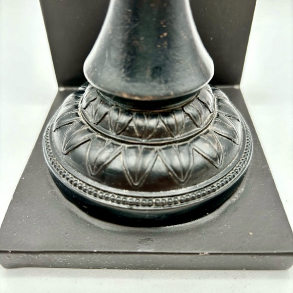 King Chess Piece Bookend - Picture 5 of 8